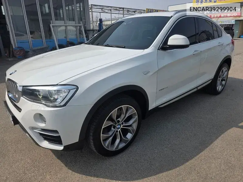 X4 (F26) xDrive20D VIN: ENCAR39299904 Lot: 39299904