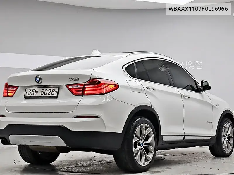 X4 (F26) xDrive20D VIN: WBAXX1109F0L96966 Lot: 39606043