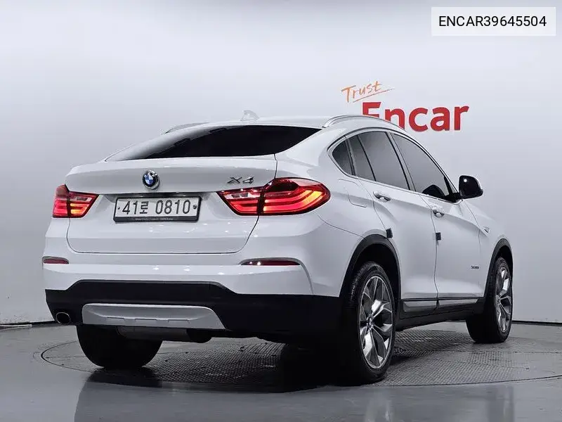 X4 (F26) xDrive20D VIN: ENCAR39645504 Lot: 39645504