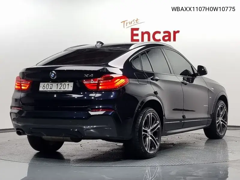 X4 (F26) xDrive20D M Sports VIN: WBAXX1107H0W10775 Lot: 38965614