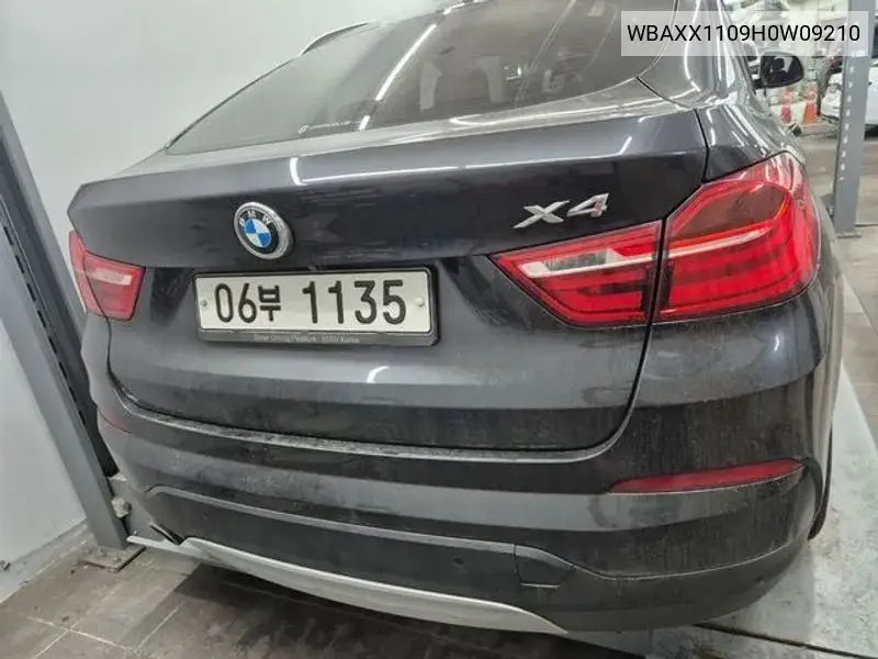 X4 (F26) xDrive20D VIN: WBAXX1109H0W09210 Lot: 39515960