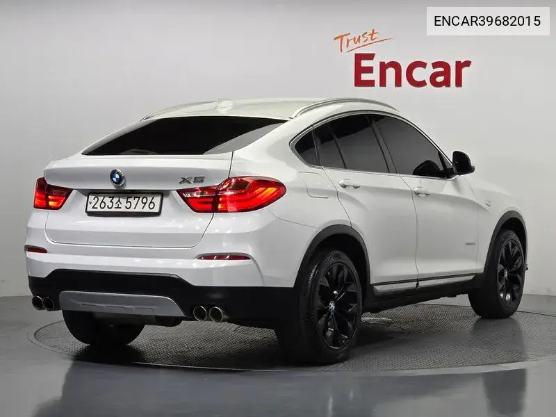 X4 (F26) xDrive20D VIN: ENCAR39682015 Lot: 39682015