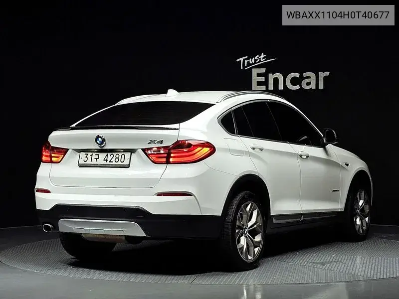X4 (F26) xDrive20D Sac Edition VIN: WBAXX1104H0T40677 Lot: 39822616