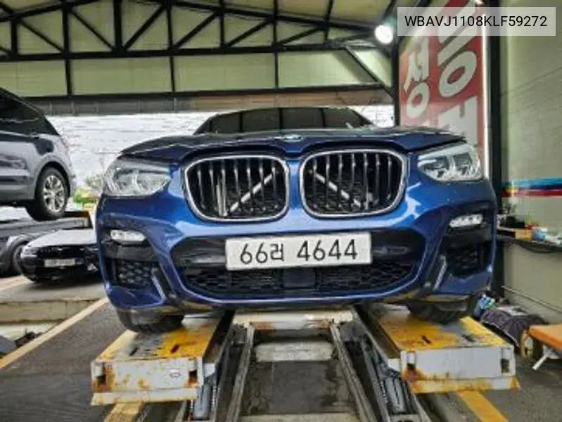 X4 (G02) xDrive20D M Sports VIN: WBAVJ1108KLF59272 Lot: 39967159