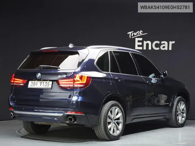 X5 (F15) xDrive 30D VIN: WBAKS4109E0H52781 Lot: 39616874