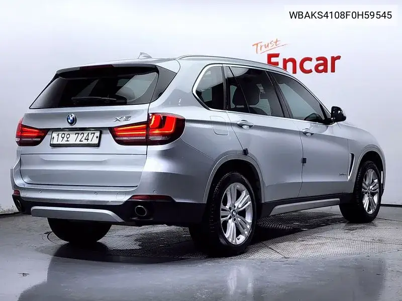 X5 (F15) xDrive 30D VIN: WBAKS4108F0H59545 Lot: 40110542