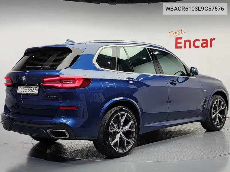 X5 (G05) xDrive 40I M Sports VIN: WBACR6103L9C57576 Lot: 39640832