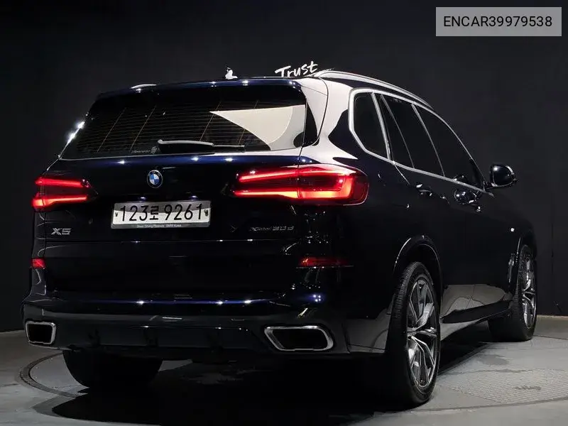 X5 (G05) xDrive 30D M Sports VIN: ENCAR39979538 Lot: 39979538
