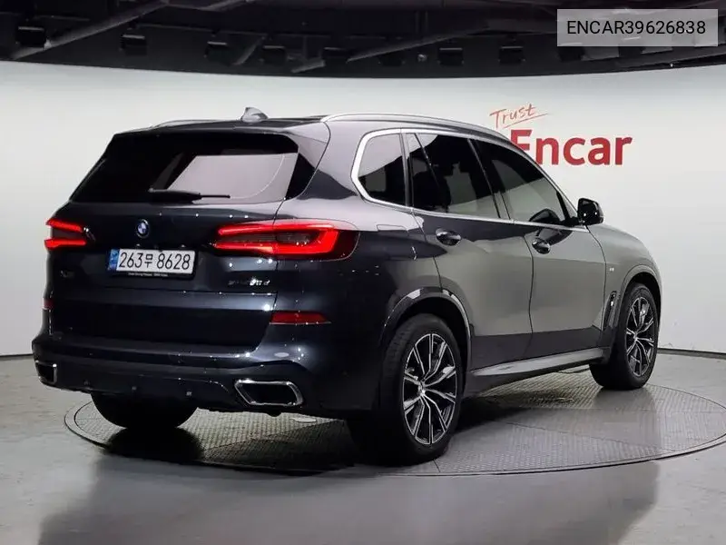 X5 (G05) xDrive 30D M Sports VIN: ENCAR39626838 Lot: 39626838