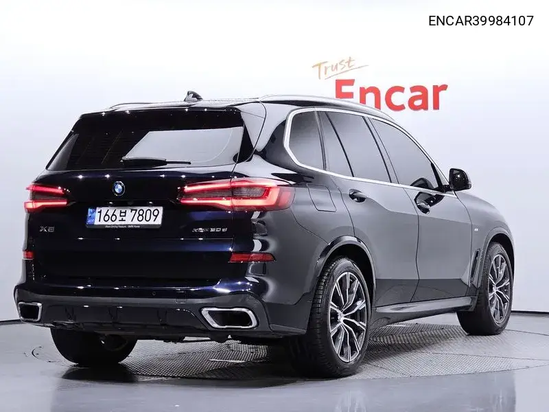 X5 (G05) xDrive 30D M Sports VIN: ENCAR39984107 Lot: 39984107