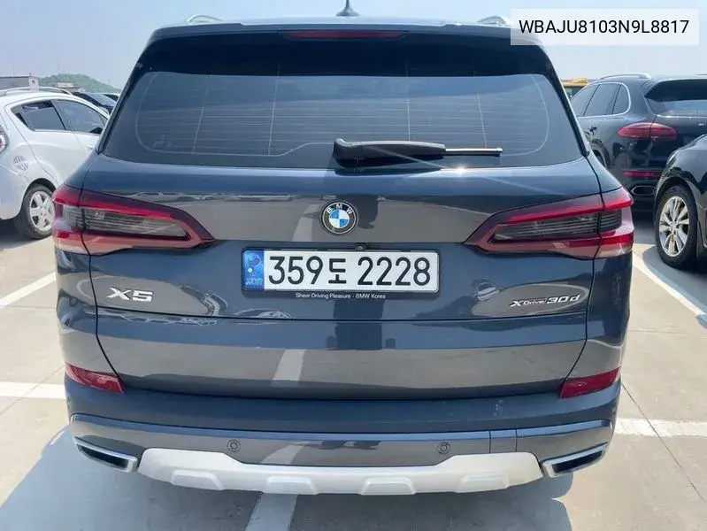 X5 (G05) xDrive 30D Xline VIN: WBAJU8103N9L8817 Lot: 39623171