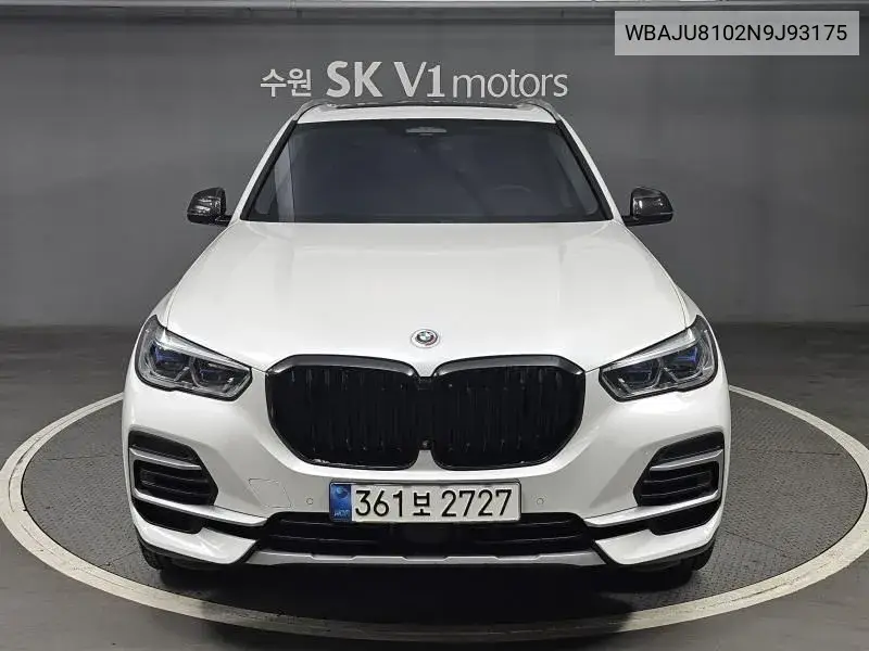 X5 (G05) xDrive 30D Xline VIN: WBAJU8102N9J93175 Lot: 39629675