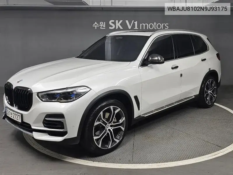 X5 (G05) xDrive 30D Xline VIN: WBAJU8102N9J93175 Lot: 39629675