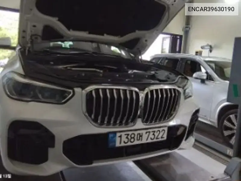 X5 (G05) xDrive 40I M Sports VIN: ENCAR39630190 Lot: 39630190
