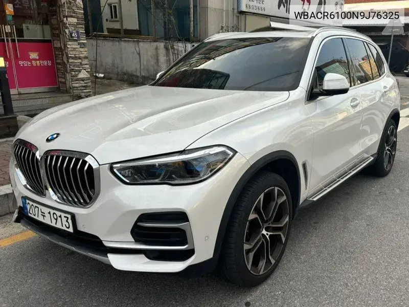 X5 (G05) xDrive 40I Xline VIN: WBACR6100N9J76325 Lot: 39643119