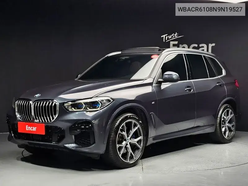 X5 (G05) xDrive 40I M Sports VIN: WBACR6108N9N19527 Lot: 39979755