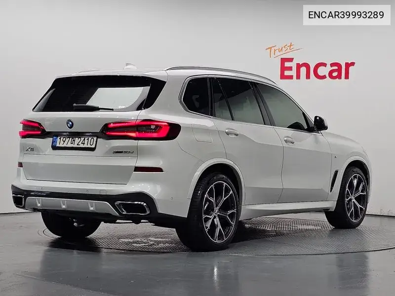 X5 (G05) xDrive 30D M Sports VIN: ENCAR39993289 Lot: 39993289