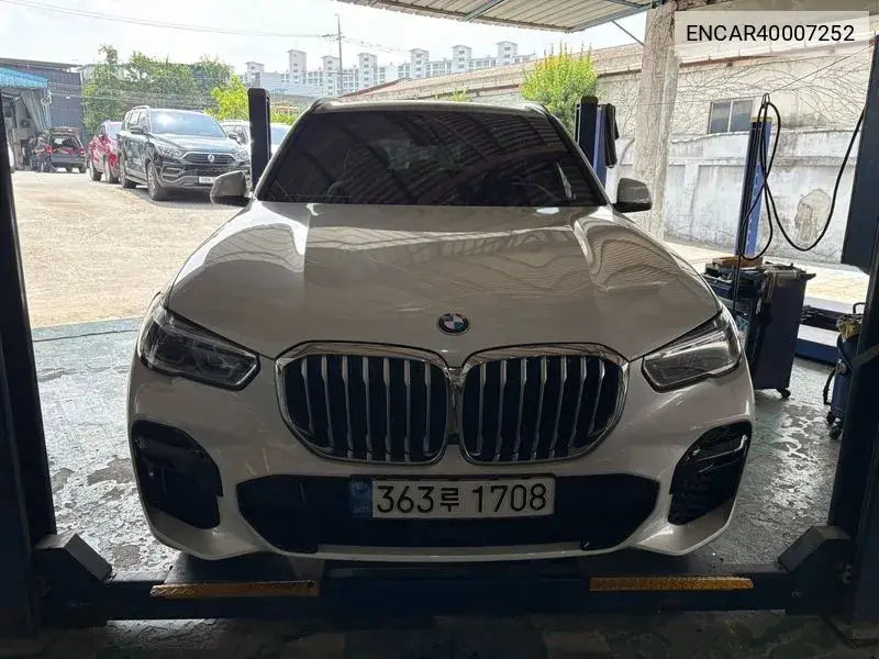 X5 (G05) xDrive 40I M Sports VIN: ENCAR40007252 Lot: 40007252