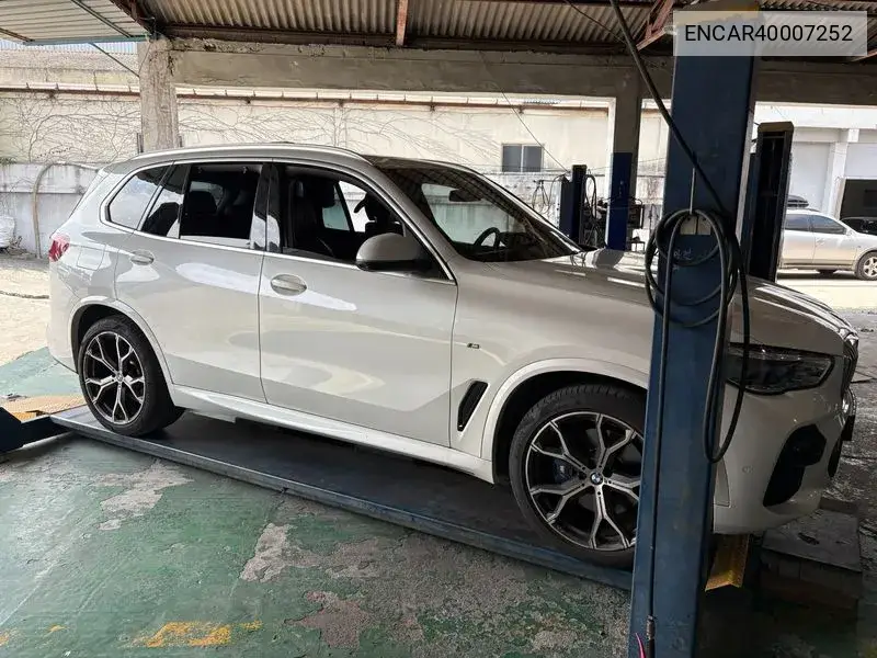 X5 (G05) xDrive 40I M Sports VIN: ENCAR40007252 Lot: 40007252
