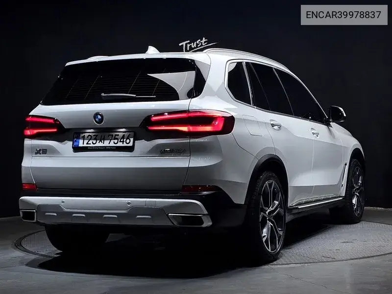 X5 (G05) xDrive 40I Xline VIN: ENCAR39978837 Lot: 39978837
