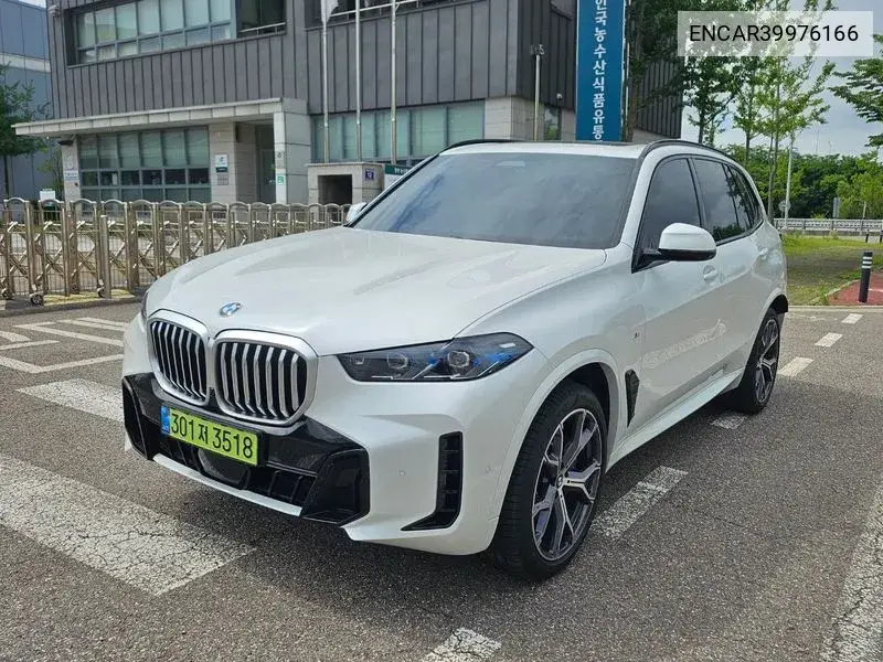 X5 (G05) xDrive 40I M Sports VIN: ENCAR39976166 Lot: 39976166