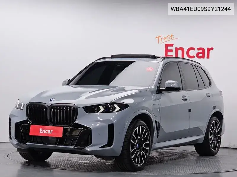 X5 (G05) xDrive 50E M Sports VIN: WBA41EU09S9Y21244 Lot: 39977172
