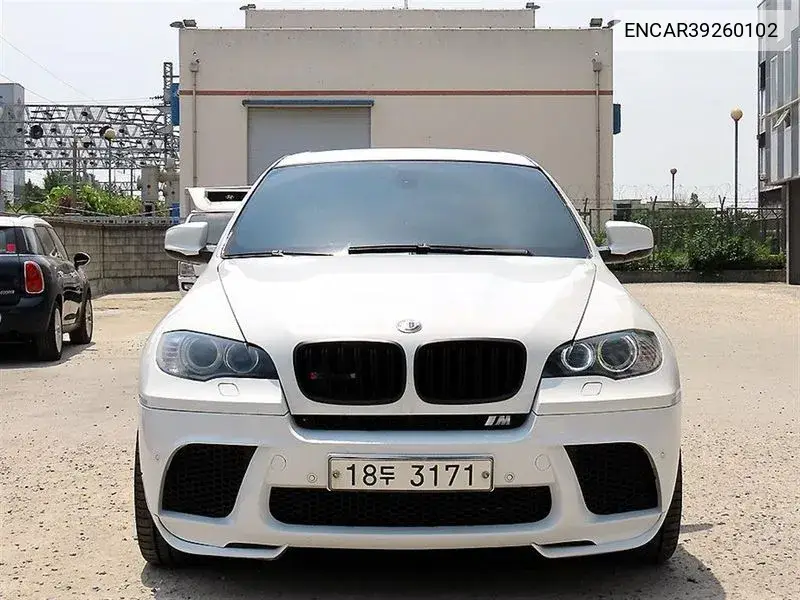 X6M (E71) 4.4 VIN: ENCAR39260102 Lot: 39260102
