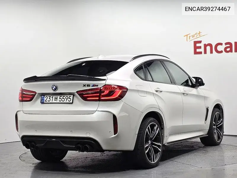 X6M (F16) 4.4 VIN: ENCAR39274467 Lot: 39274467