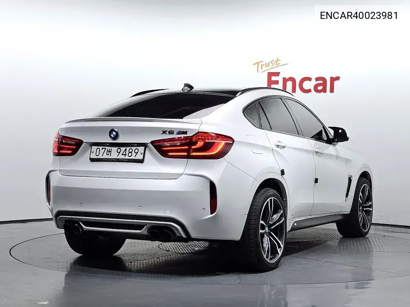 X6M (F16) 4.4 VIN: ENCAR40023981 Lot: 40023981