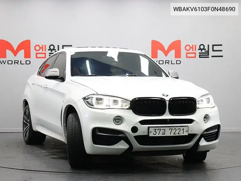 X6 (F16) M50D VIN: WBAKV6103F0N48690 Lot: 39933985
