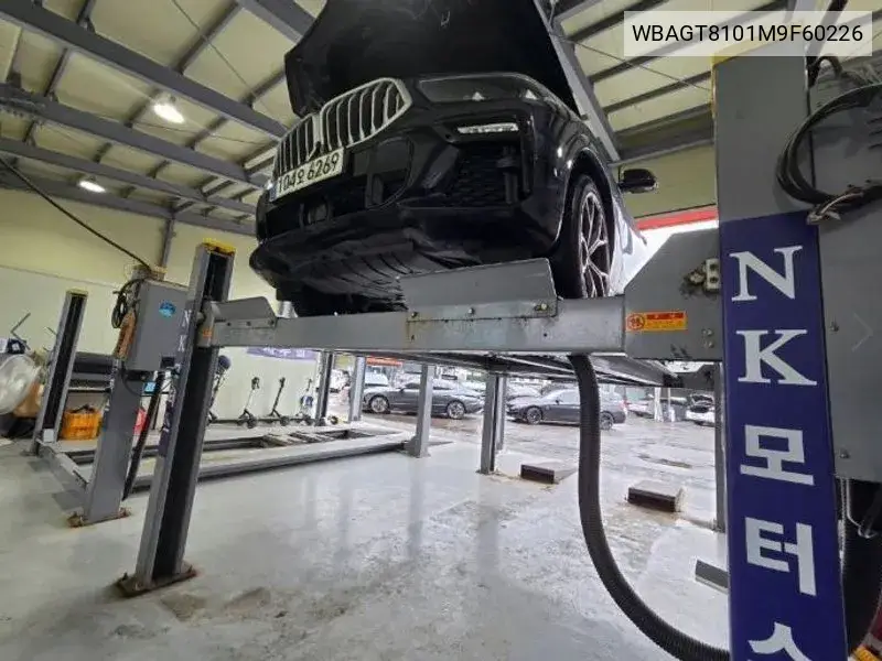 X6 (G06) xDrive30D M Sports VIN: WBAGT8101M9F60226 Lot: 40105661