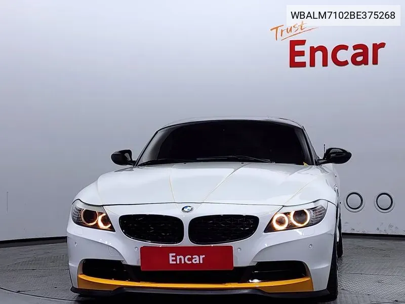 Z4 (E89)Sdrive 35I VIN: WBALM7102BE375268 Lot: 37150794