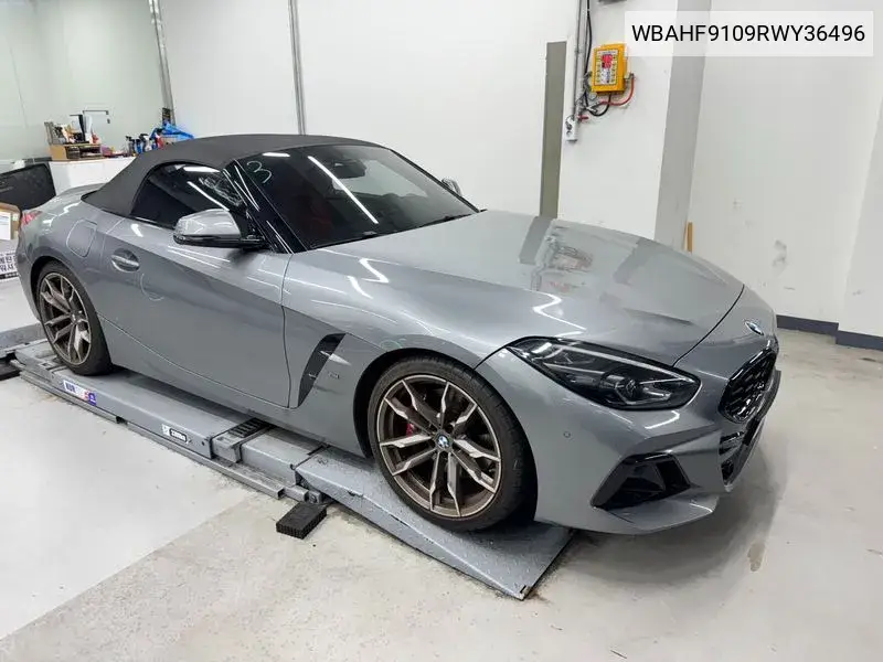 Z4 (G29) M40I VIN: WBAHF9109RWY36496 Lot: 39949327