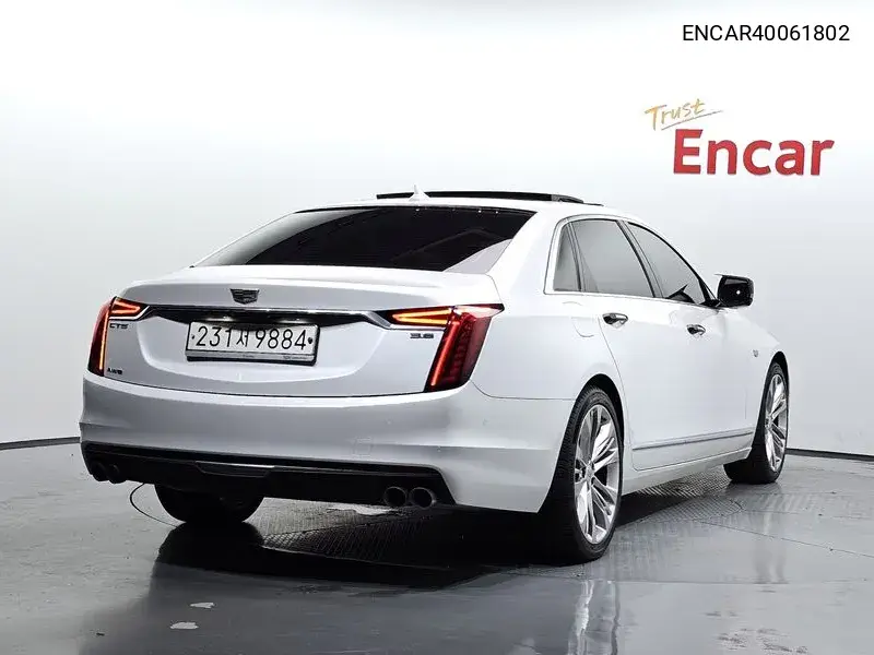 Ct6 3.6 Platinum Awd VIN: ENCAR40061802 Lot: 40061802