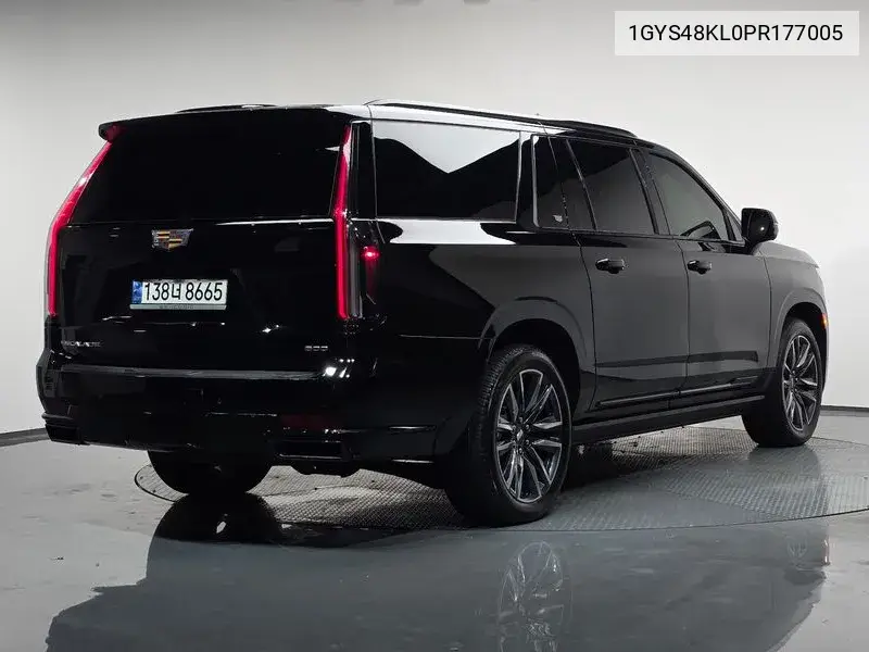 Escalade 5Th Generation 6.2 Esv Esv Sports Platinum VIN: 1GYS48KL0PR177005 Lot: 39954925