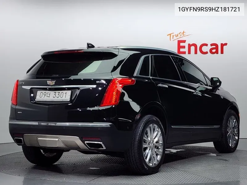 Xt53.6 Platinum Awd VIN: 1GYFN9RS9HZ181721 Lot: 37855416