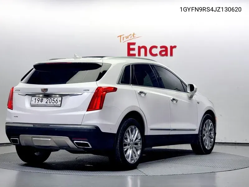 Xt53.6 Platinum Awd VIN: 1GYFN9RS4JZ130620 Lot: 38296082