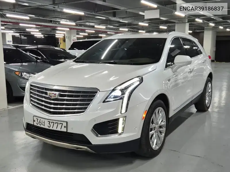 Xt5 3.6 Platinum Awd VIN: 1GYFN9RS6JZ125967 Lot: 39186837