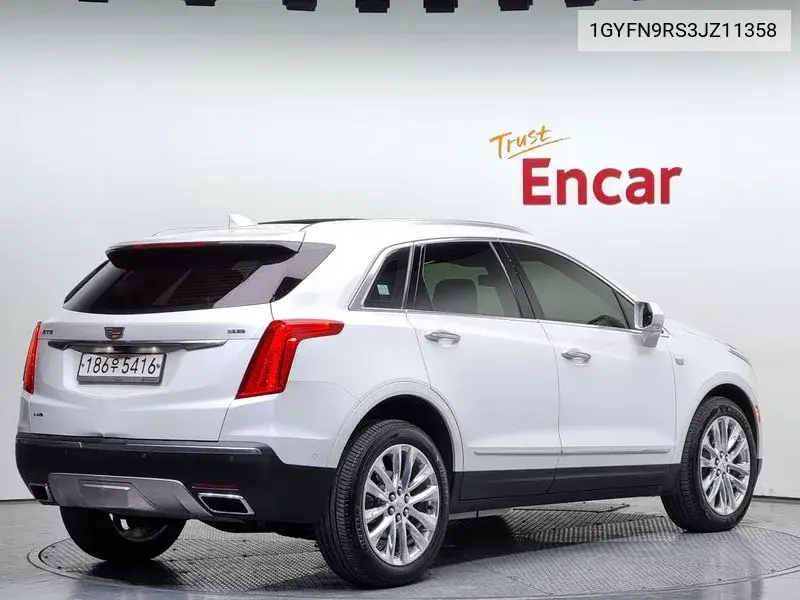 Xt5 3.6 Platinum Awd VIN: 1GYFN9RS3JZ11358 Lot: 39331764