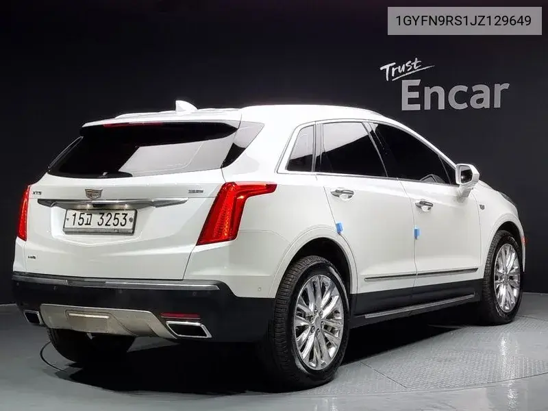 Xt5 3.6 Platinum Awd VIN: 1GYFN9RS1JZ129649 Lot: 39394877