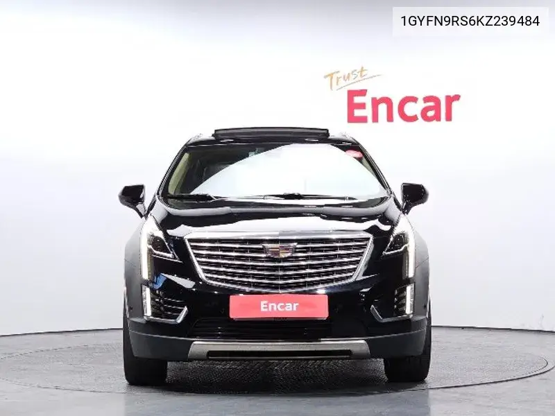 Xt5 3.6 Platinum Awd VIN: 1GYFN9RS6KZ239484 Lot: 39060016
