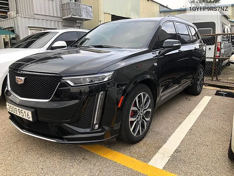 Cadillac Xt6 3.6 Sport VIN: 1GYFP9RS7NZ Lot: 38104027