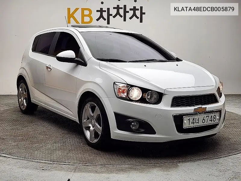 Aveo Hatchback Lt's Best VIN: KLATA48EDCB005879 Lot: 40123051