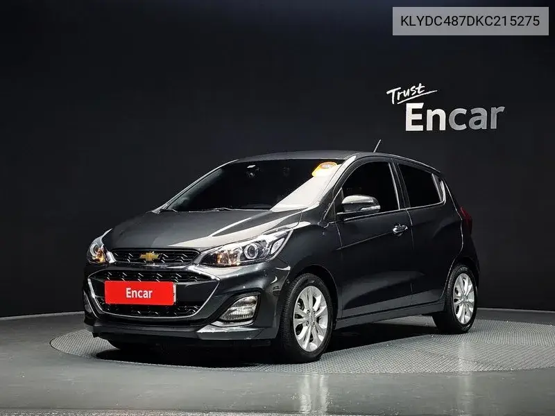 The New Spark Premier VIN: KLYDC487DKC215275 Lot: 39974000