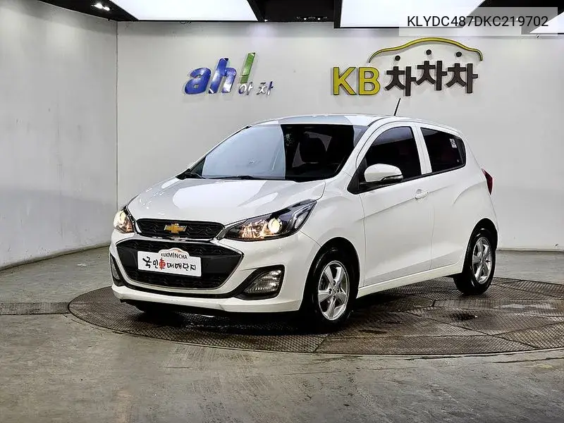 The New Spark Lt VIN: KLYDC487DKC219702 Lot: 39980181