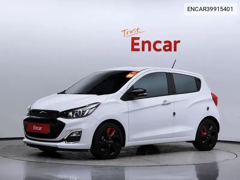 The New Spark Red Fit Edition VIN: ENCAR39915401 Lot: 39915401