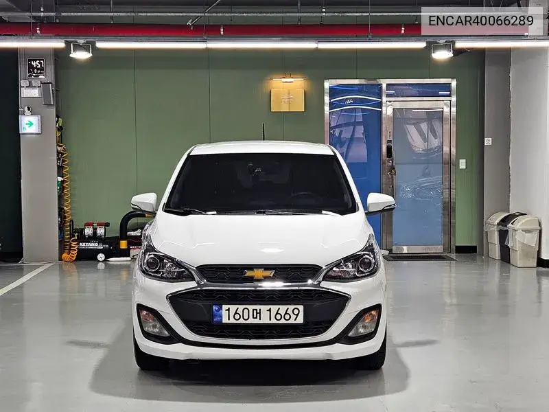 The New Spark Premier VIN: ENCAR40066289 Lot: 40066289