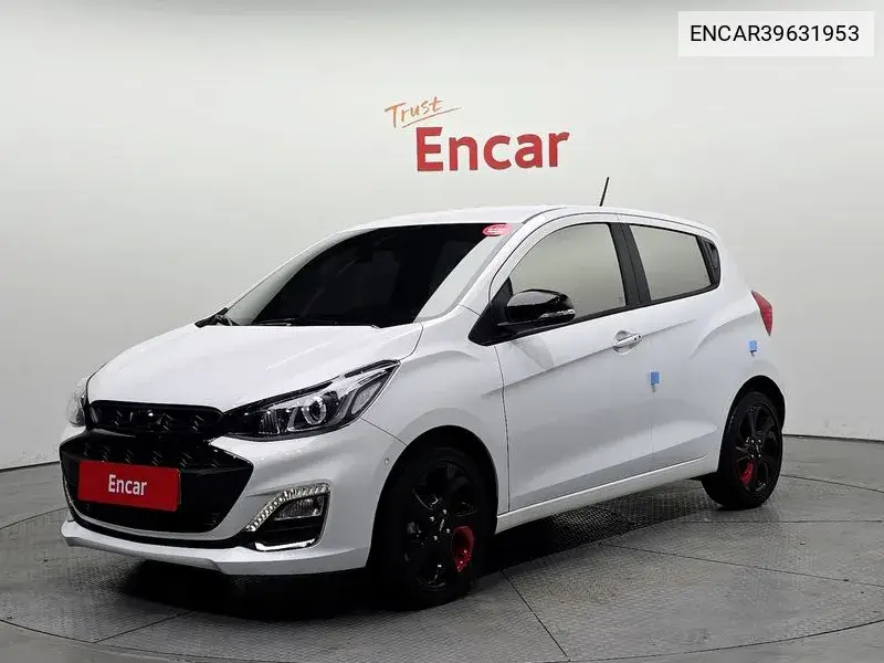 The New Spark Red Fit Edition VIN: ENCAR39631953 Lot: 39631953