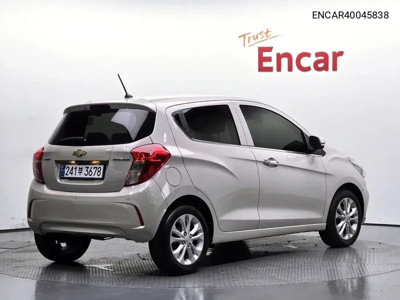 The New Spark Premier VIN: ENCAR40045838 Lot: 40045838