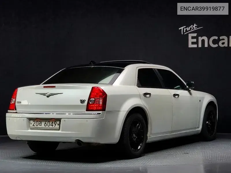 300C 3.5 Signature 1St Generation VIN: ENCAR39919877 Lot: 39919877